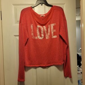 Aeropostale hot pink sweater "love" in white on chest size XL long sleeve, knit